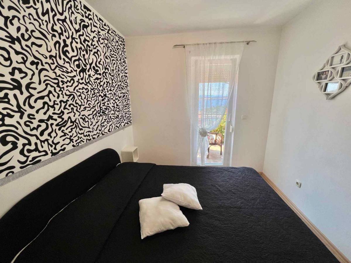 Apartments In Dramalj 45034 Ngoại thất bức ảnh